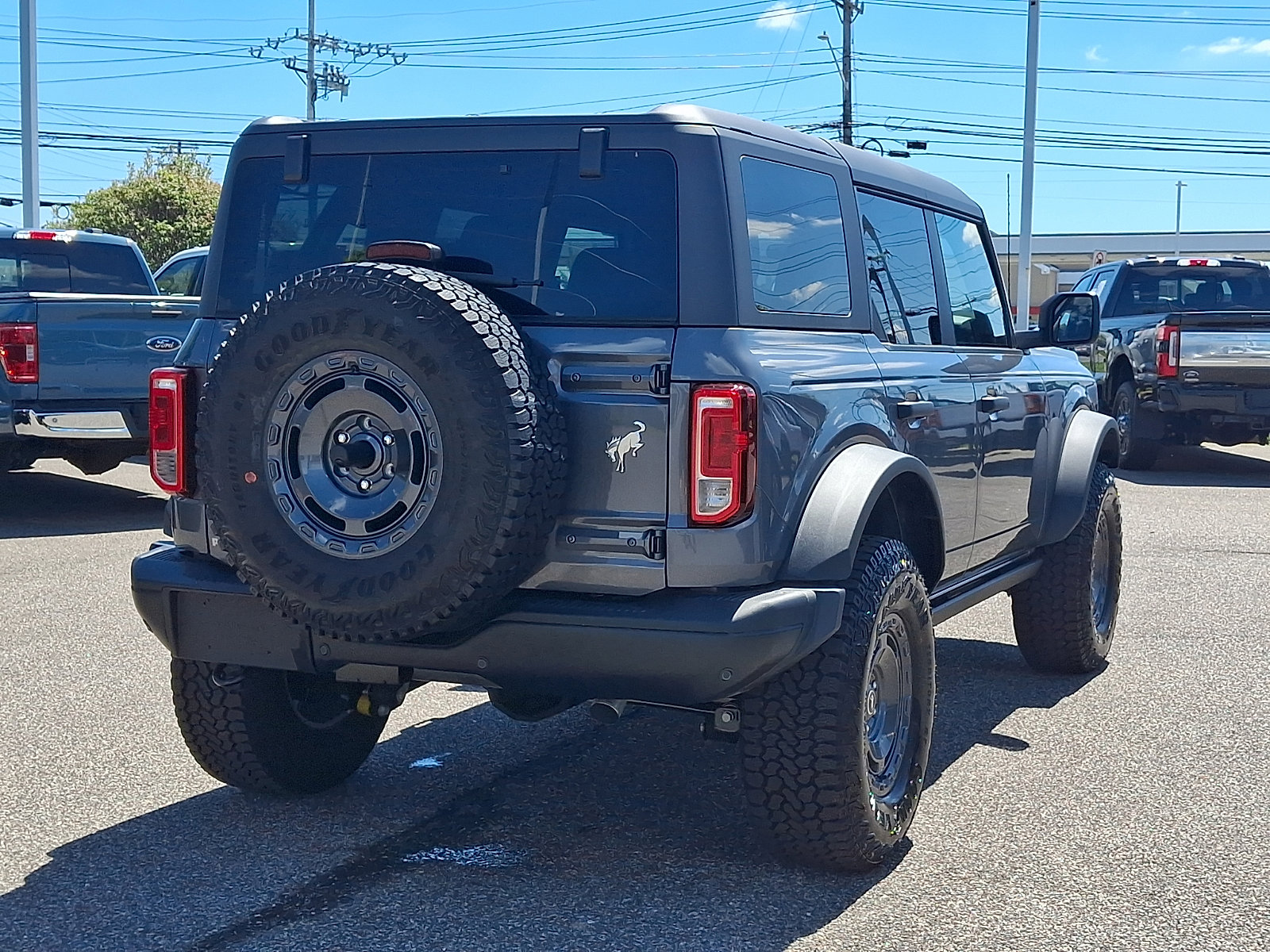 Certified 2025 Ford Bronco Big Bend w/ Black Diamond Package AWD/4WD image 10