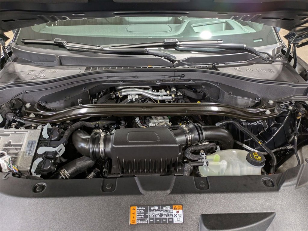 Certified 2025 Lincoln Aviator Black Label image 32