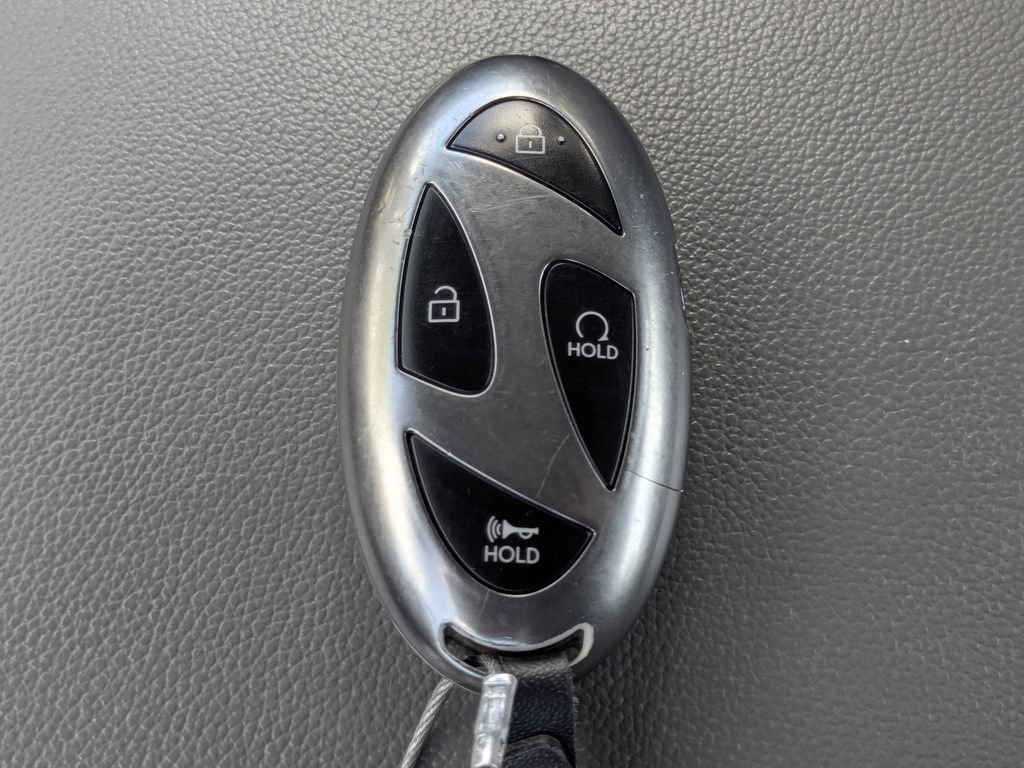 Used 2025 Hyundai Elantra SEL FWD image 36