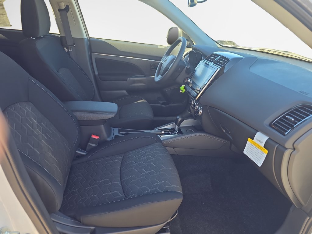 New 2027 Mitsubishi Outlander Sport ES FWD image 26