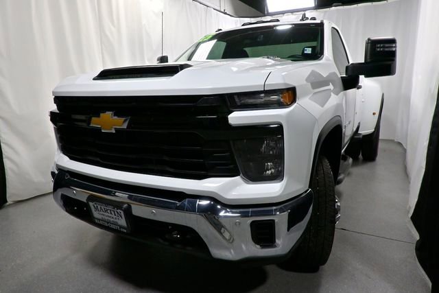 Certified 2025 Chevrolet Silverado 3500 W/T w/ WT/CX Safety Package image 8