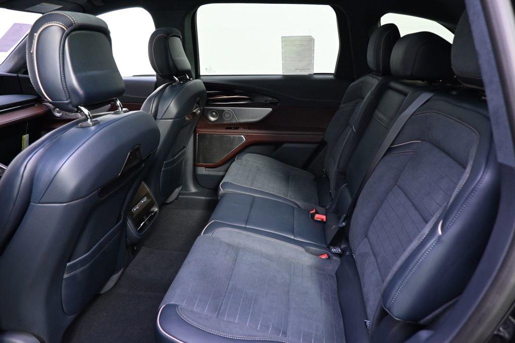 New 2026 Lincoln Nautilus Black Label image 21