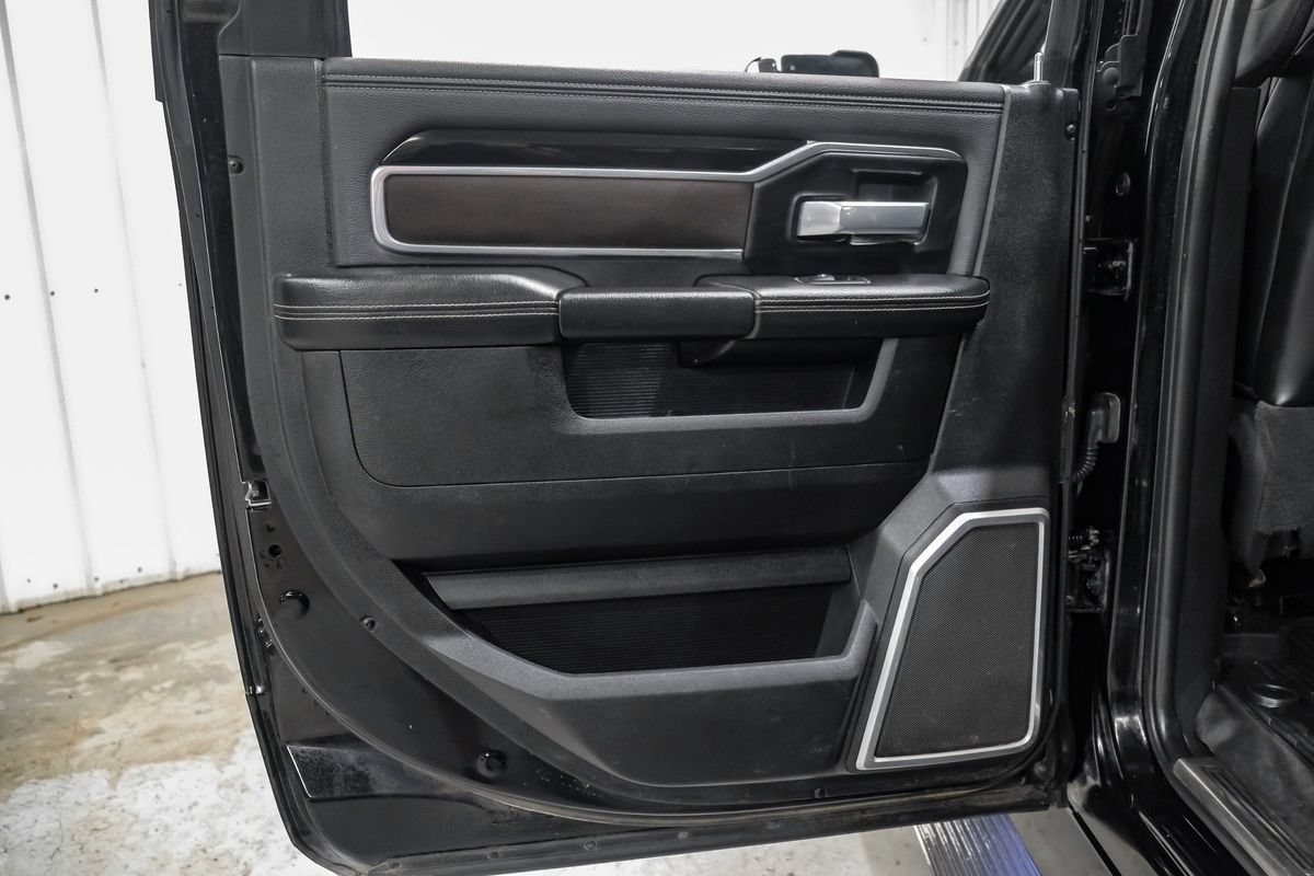 Used 2022 RAM 3500 Laramie AWD/4WD image 47