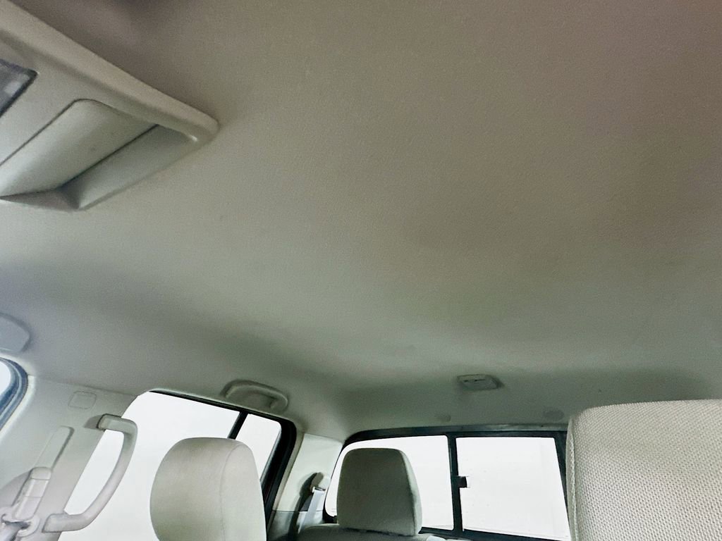 Used 2019 Nissan Frontier SV image 21