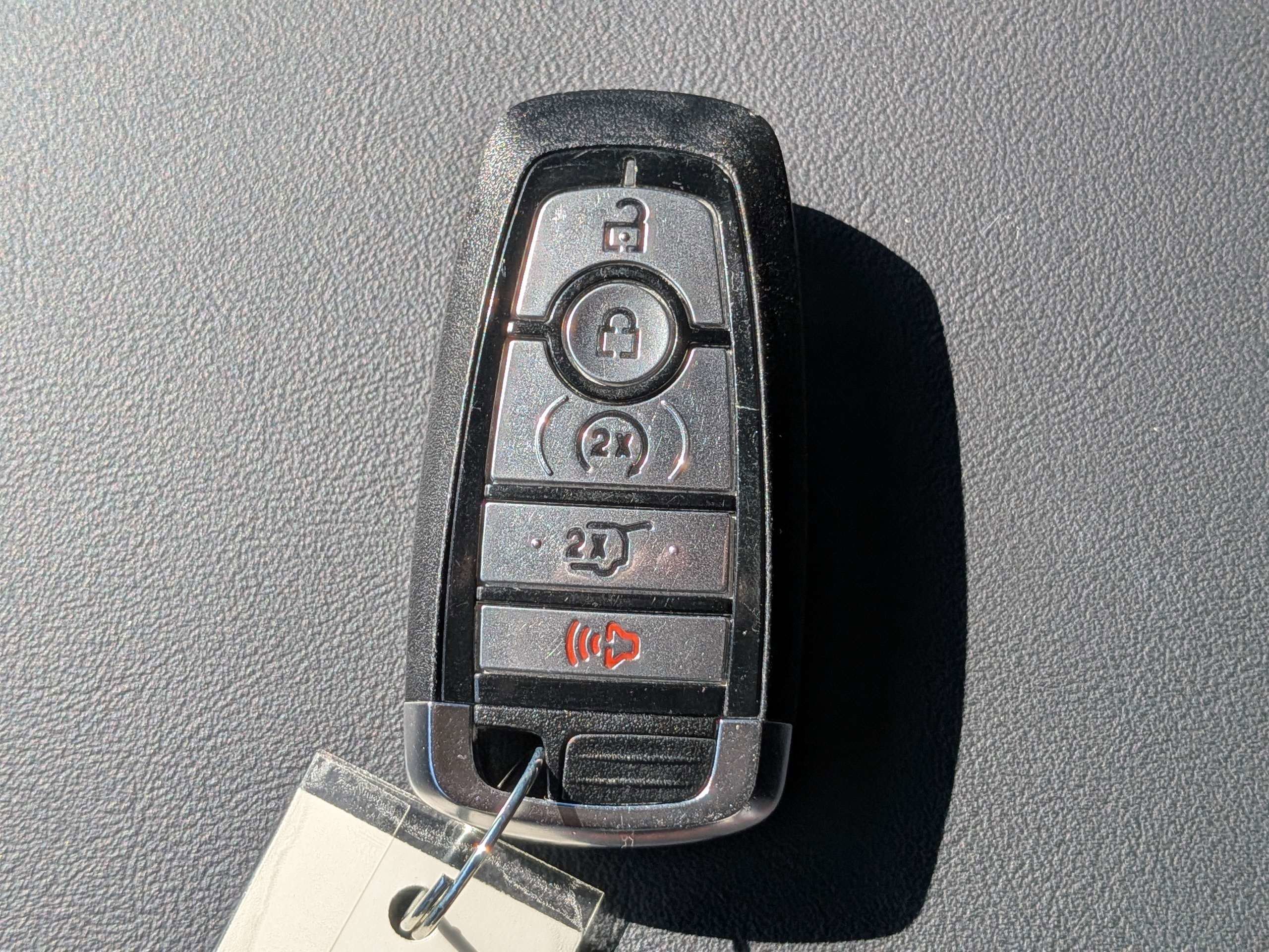 Used 2025 Ford Explorer ST-Line w/ Premium Package RWD image 33