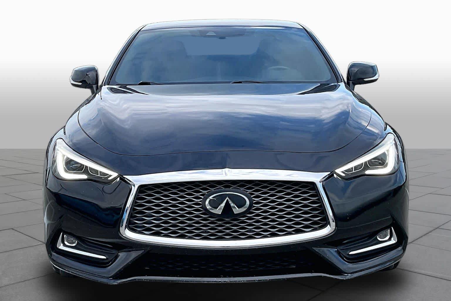 Used 2019 INFINITI Q60 3.0t Luxe AWD/4WD image 4