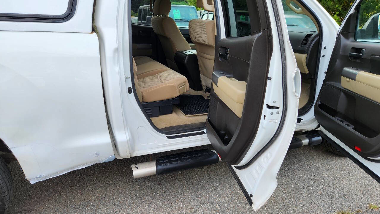 Used 2011 Toyota Tundra 4x4 Double Cab image 30