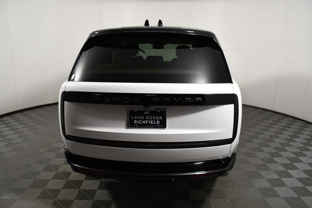 Used 2026 Land Rover Range Rover SE AWD/4WD image 5
