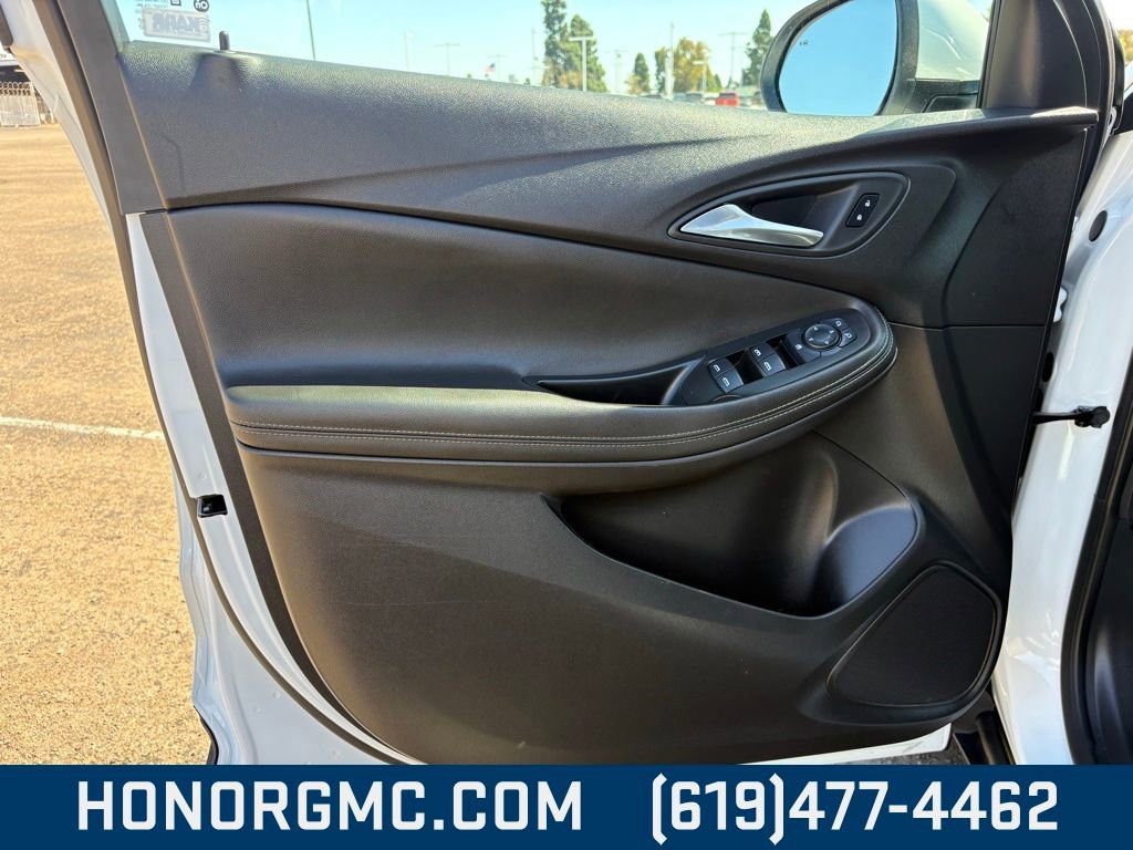 Used 2025 Buick Encore GX Preferred image 12