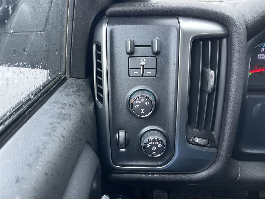 Used 2015 Chevrolet Silverado 1500 LT w/ All Star Edition image 17