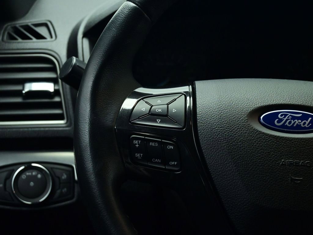 Used 2019 Ford Explorer XLT image 43