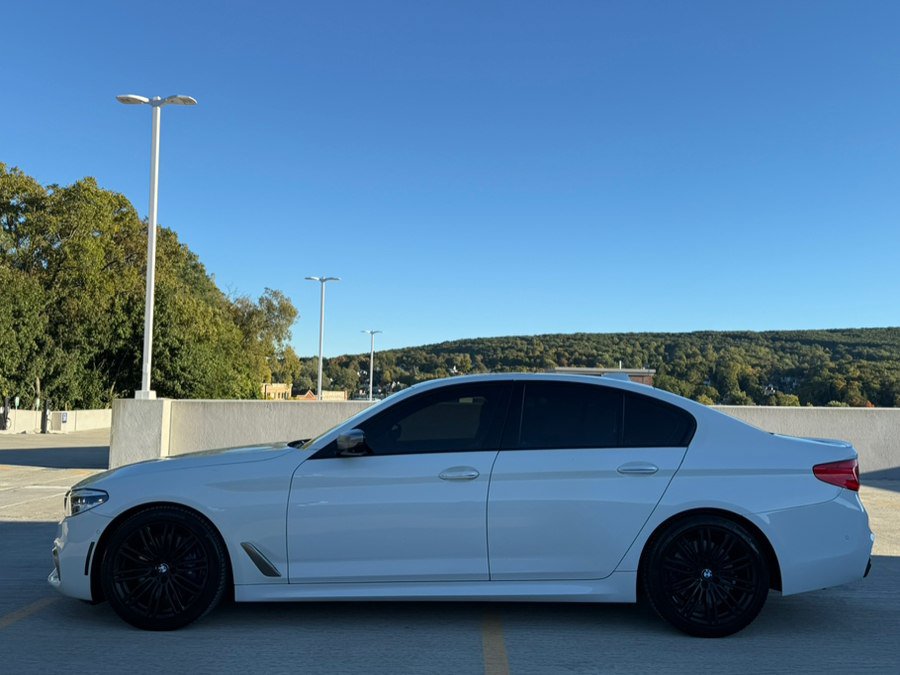 Used 2018 BMW M550i xDrive AWD/4WD image 2