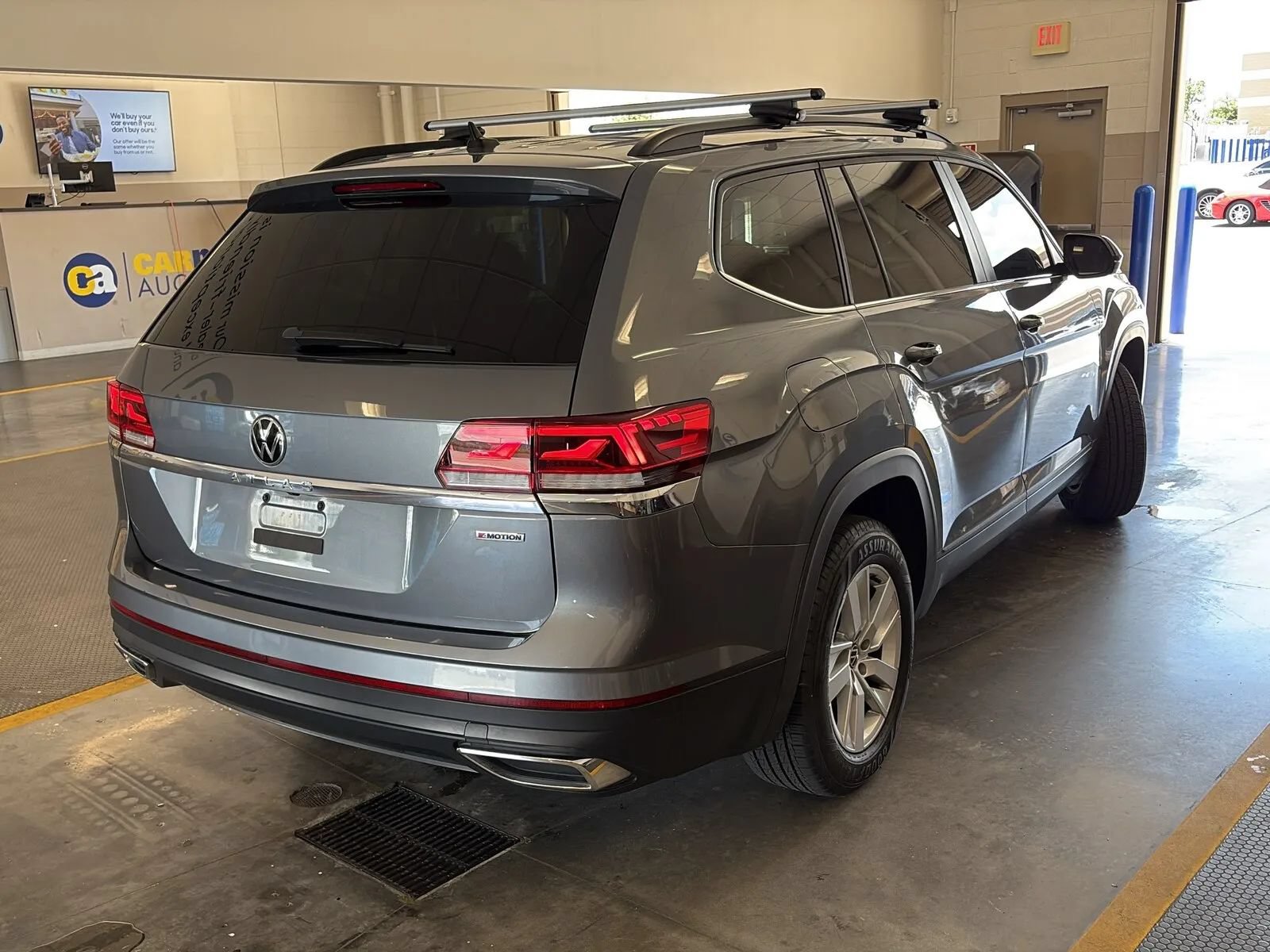 Used 2021 Volkswagen Atlas S AWD/4WD image 2