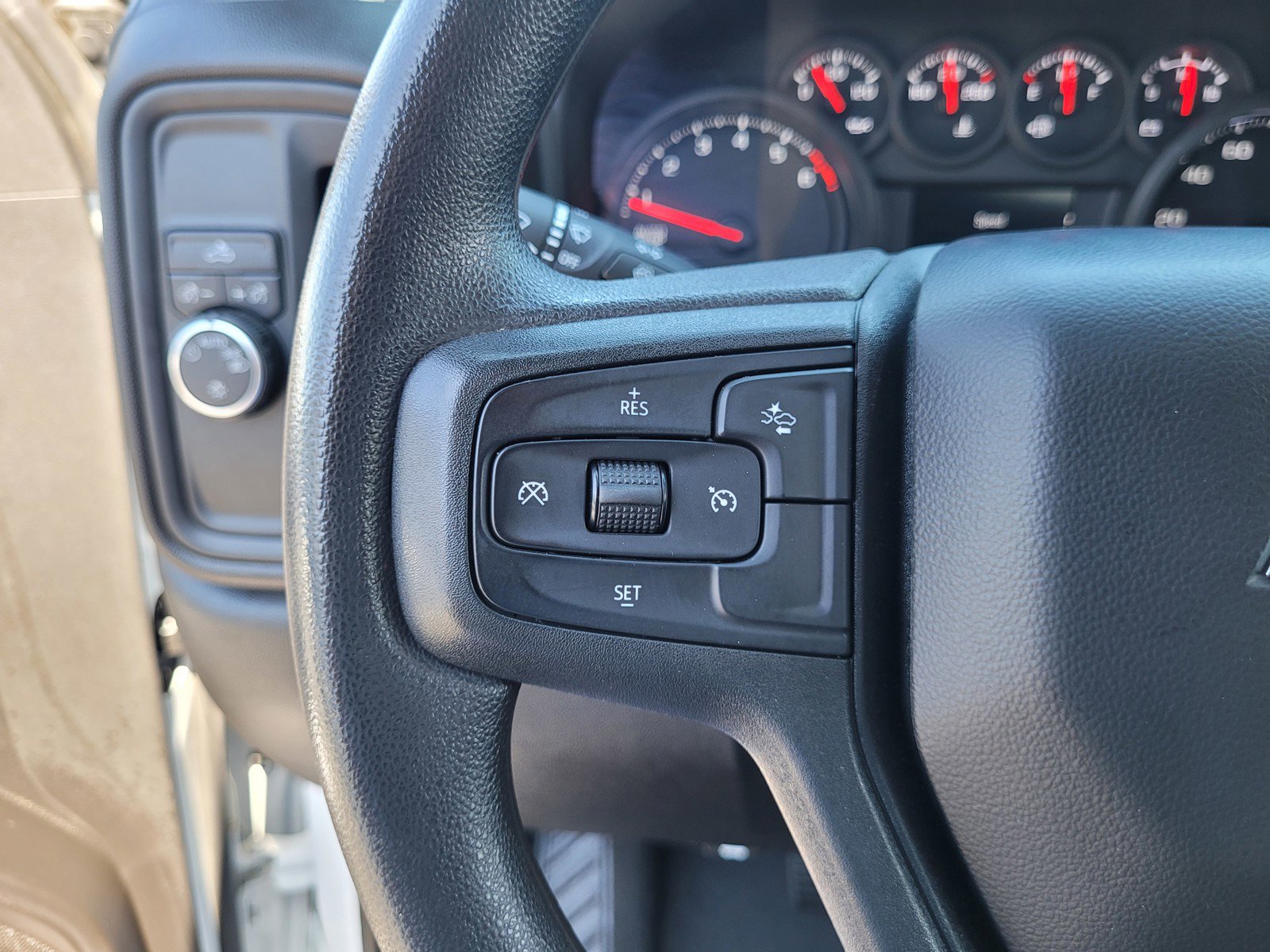 Used 2024 Chevrolet Silverado 1500 Custom RWD image 21