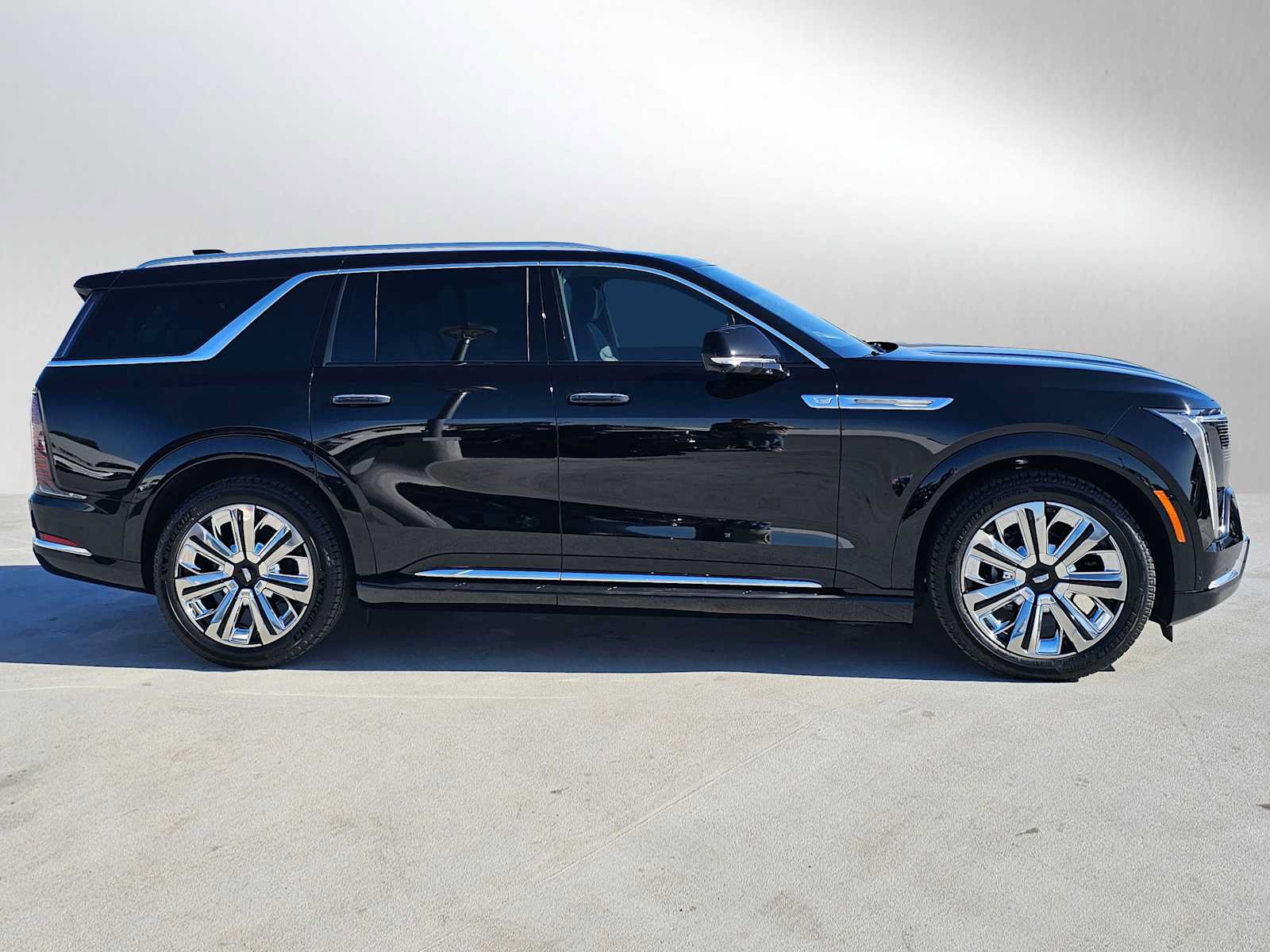 New 2026 Cadillac Escalade IQL Luxury w/ LPO, Radiant Package AWD/4WD image 2