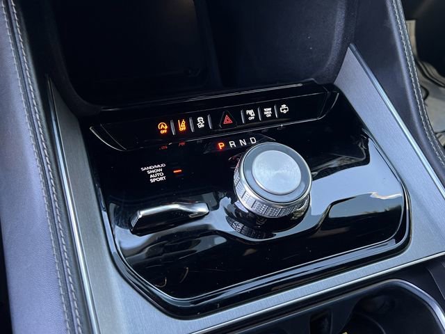 Used 2023 Jeep Wagoneer Series II image 16