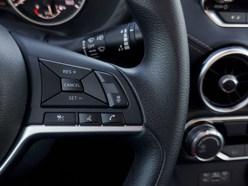 Used 2023 Nissan Sentra SV w/ Trunk Package image 18