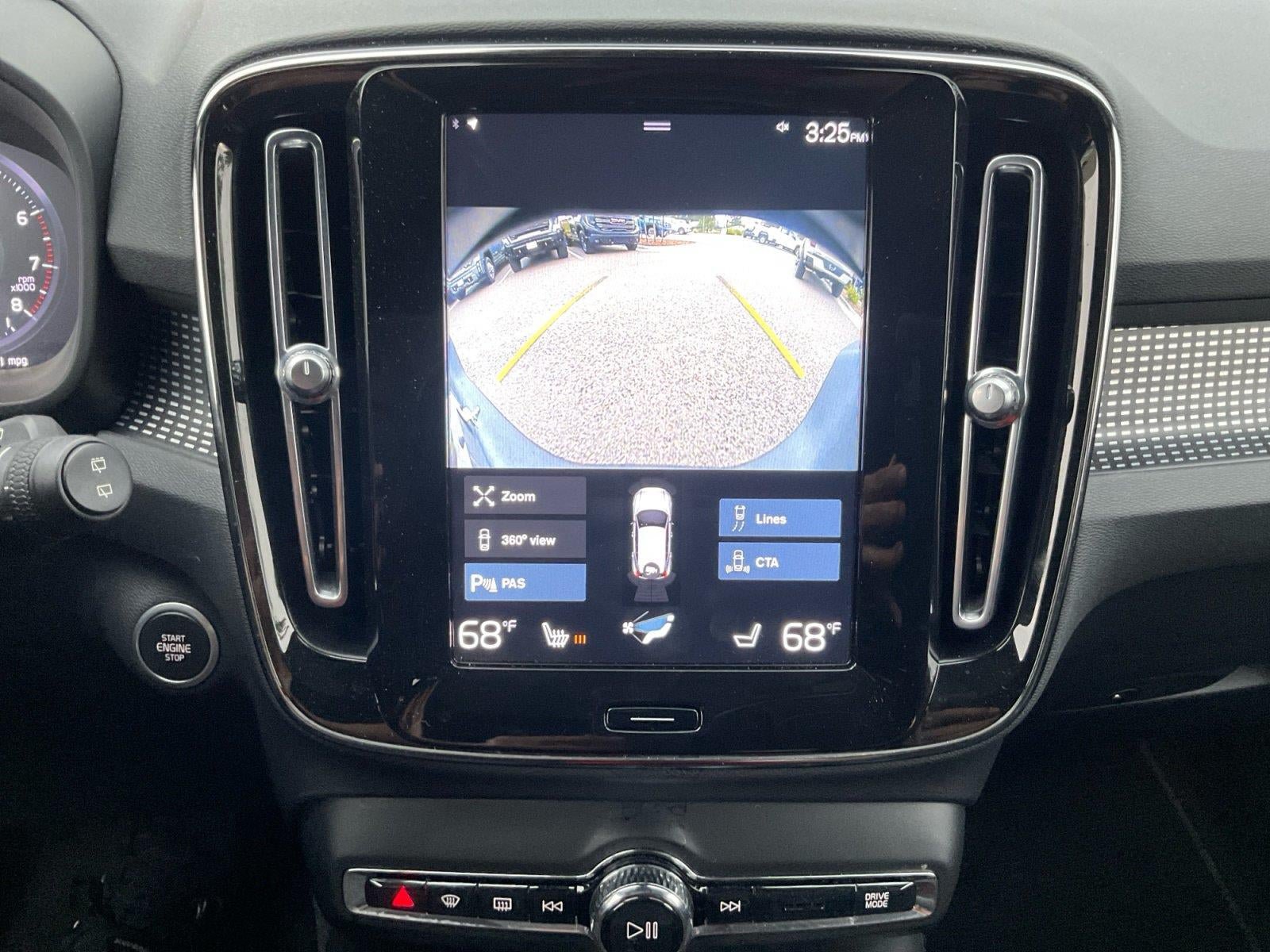 Used 2021 Volvo XC40 T5 R-Design AWD/4WD image 19