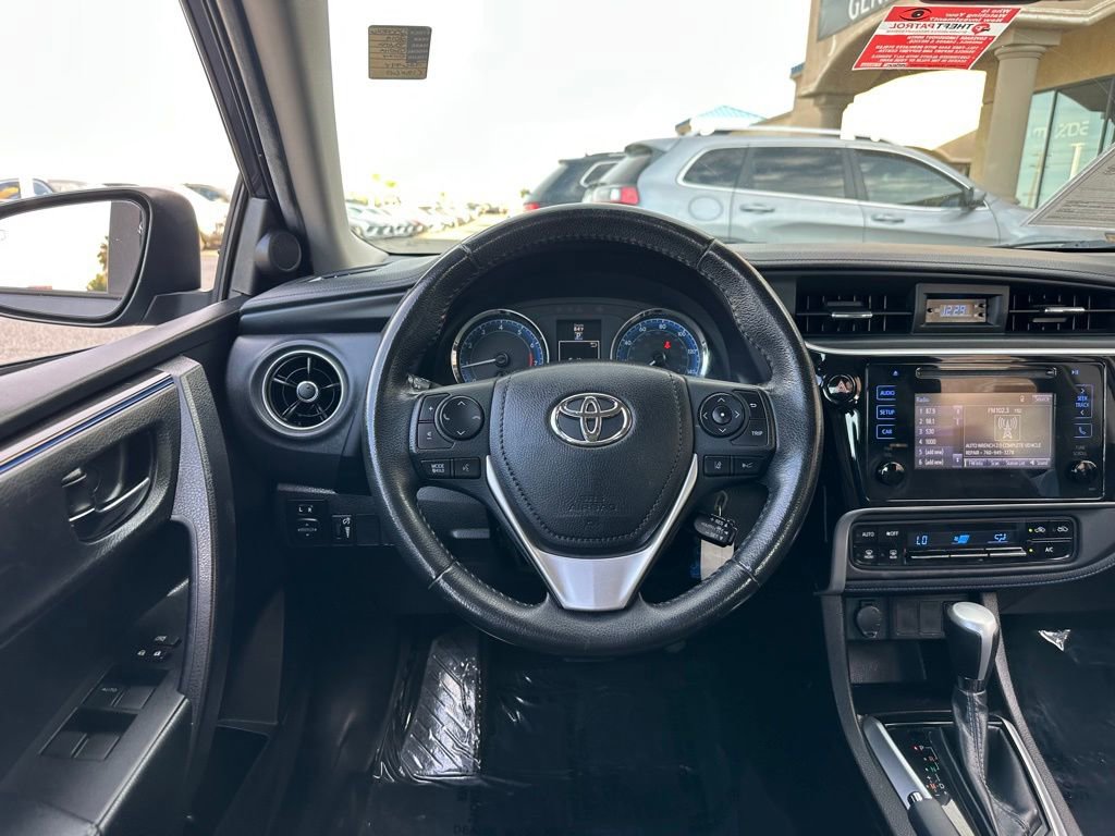 Used 2019 Toyota Corolla SE FWD image 21