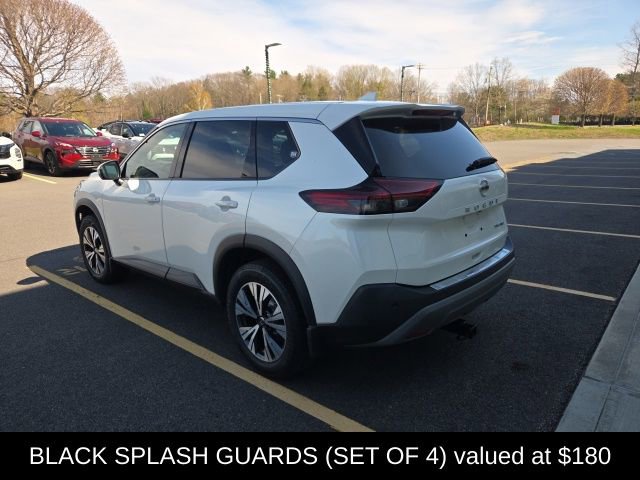 Used 2021 Nissan Rogue SV AWD/4WD image 4
