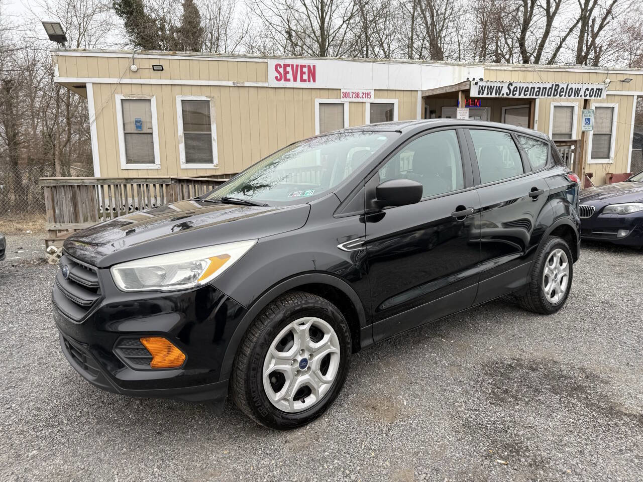 Used 2017 Ford Escape S image 2