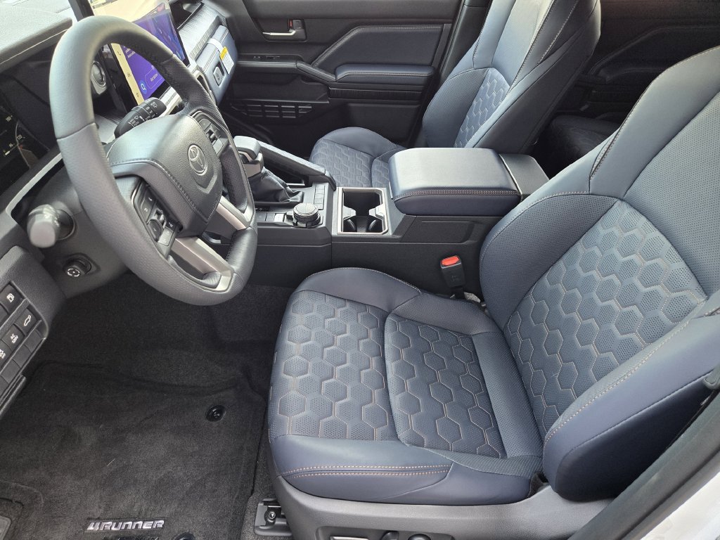 New 2026 Toyota 4Runner Platinum AWD/4WD image 9