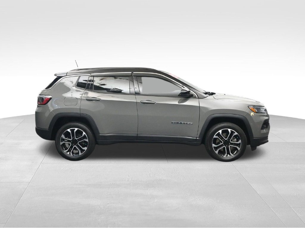 Used 2023 Jeep Compass Limited AWD/4WD image 6