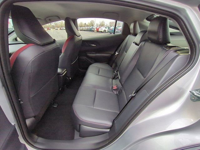 Used 2026 Toyota Prius Plug-In Hybrid image 15