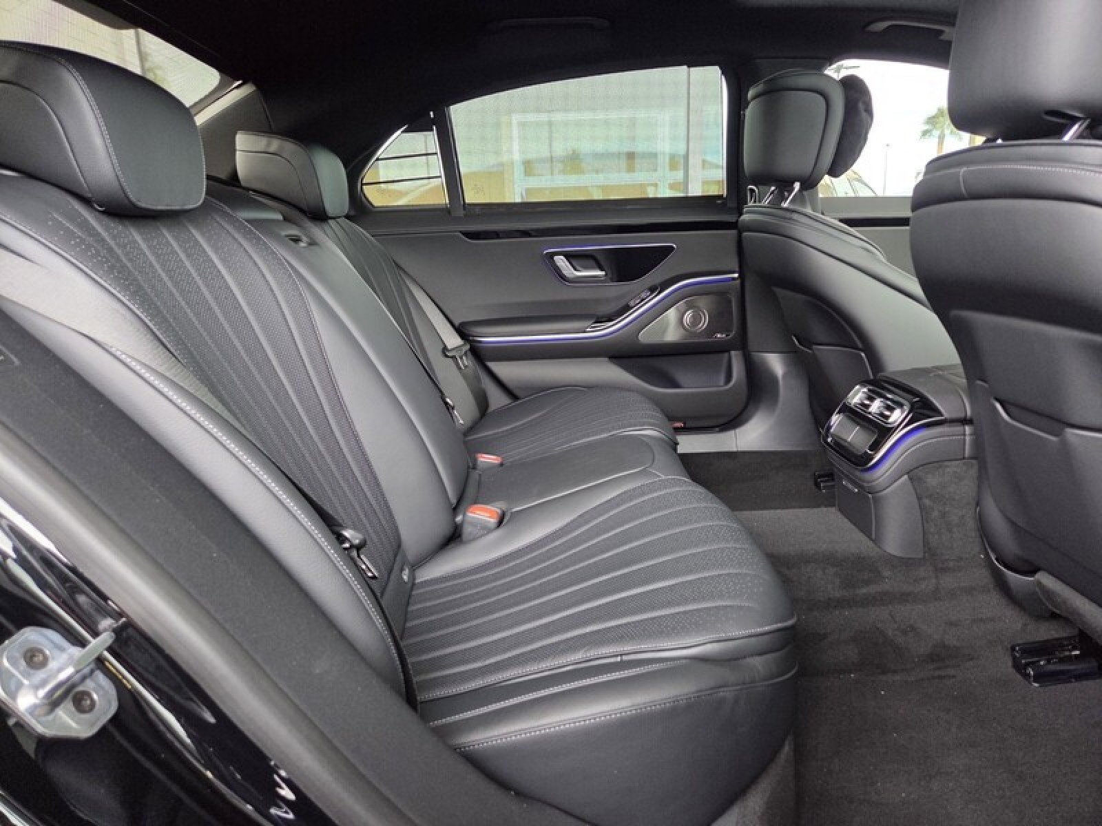 New 2025 Mercedes-Benz S 500 4MATIC image 16
