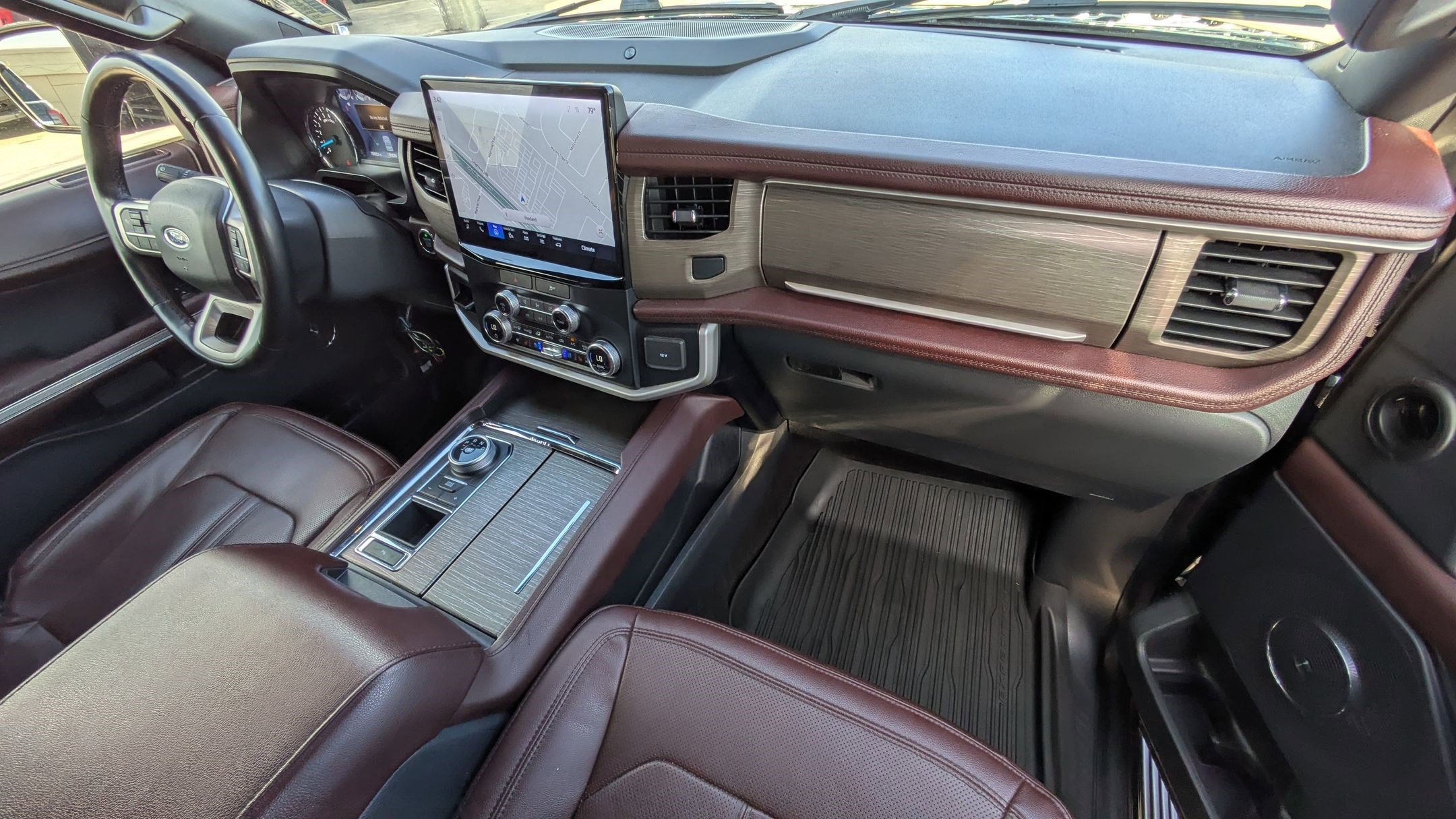 Used 2023 Ford Expedition Max Limited image 31