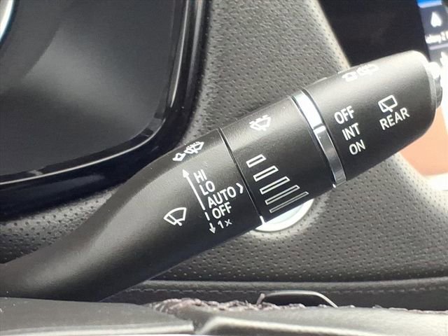 Used 2023 Cadillac XT5 Premium Luxury image 17