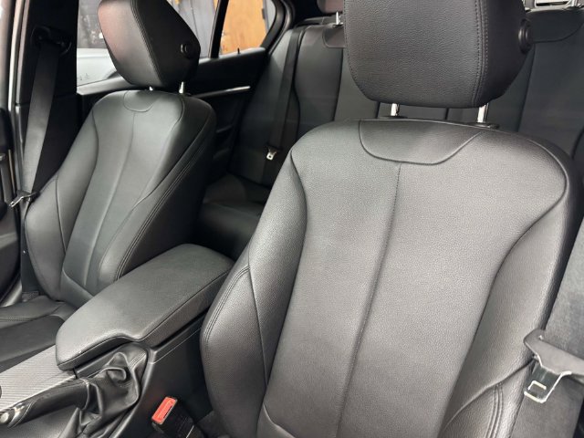 Used 2016 BMW 340i xDrive Sedan w/ Technology Package AWD/4WD image 31