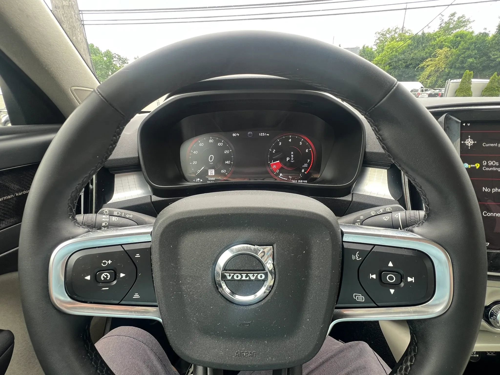 Used 2022 Volvo XC40 T5 Momentum w/ Premium Package AWD/4WD image 19