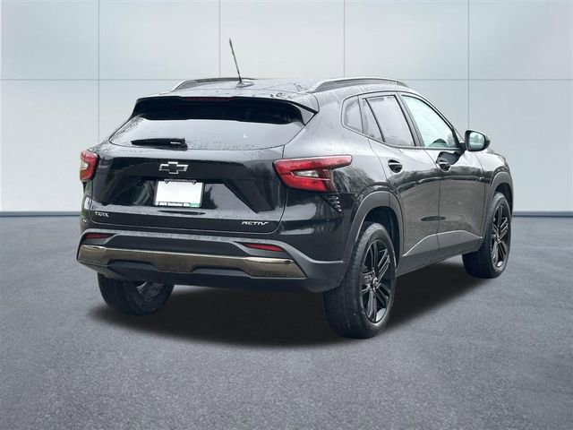 Used 2024 Chevrolet Trax ACTIV w/ Driver Confidence Package FWD image 6