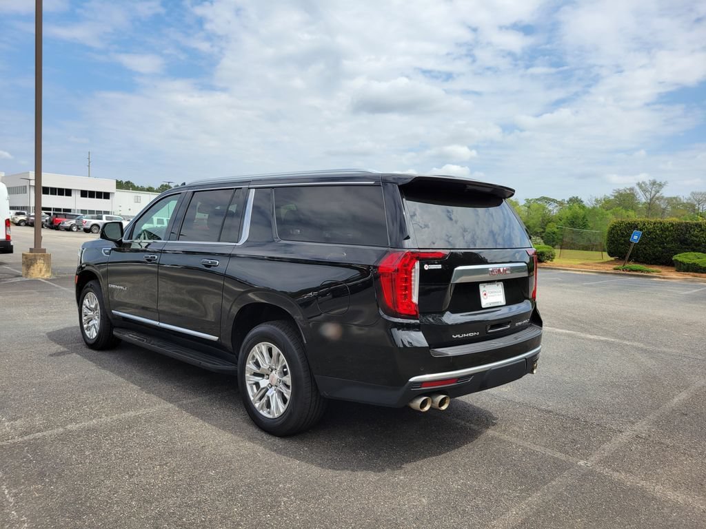 Used 2024 GMC Yukon XL Denali AWD/4WD image 4