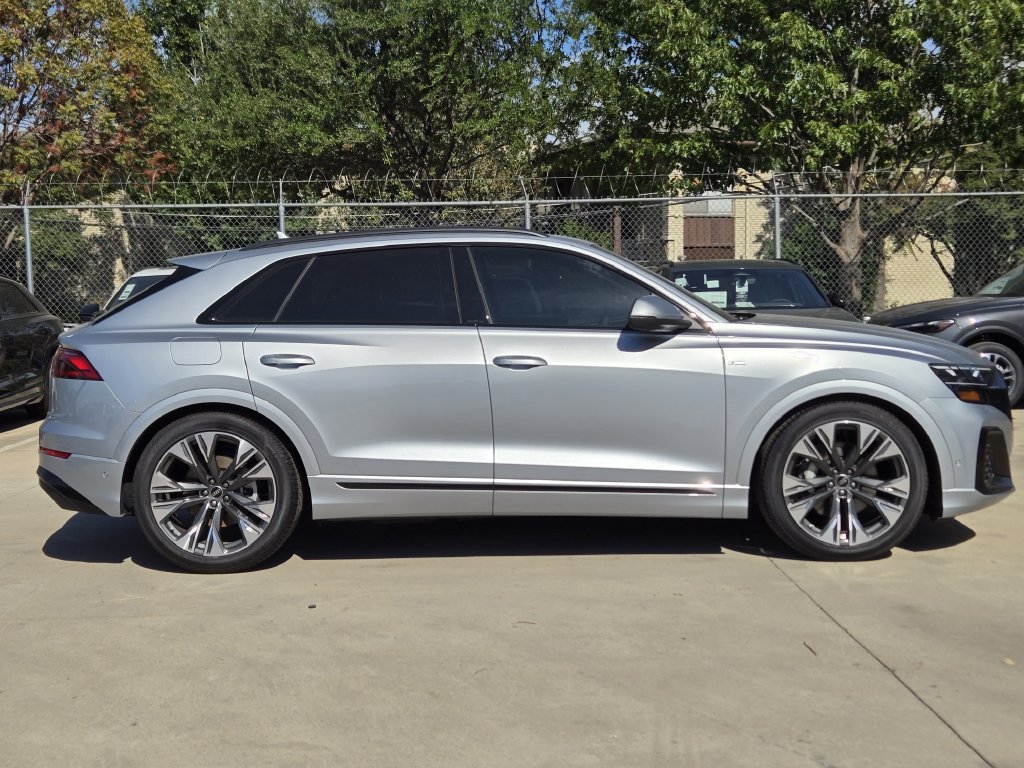 New 2027 Audi Q8 Premium Plus AWD/4WD image 7