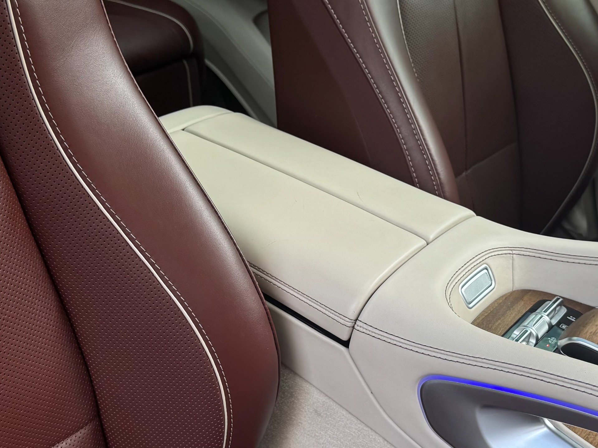 Used 2023 Mercedes-Benz Maybach GLS 600 4MATIC image 26