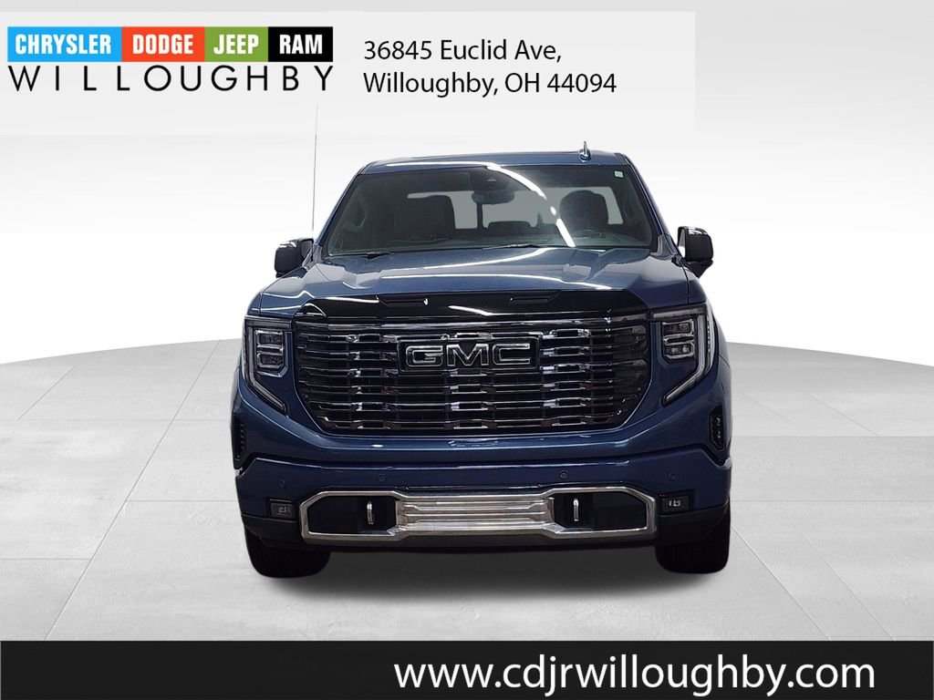 Used 2025 GMC Sierra 1500 Denali Ultimate image 2