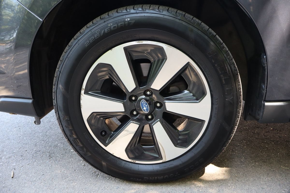 Used 2017 Subaru Forester 2.5i Limited AWD/4WD image 41