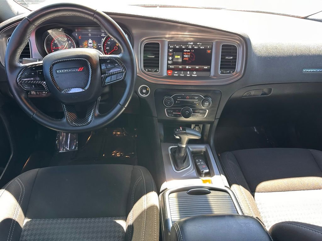 Used 2023 Dodge Charger SXT image 4