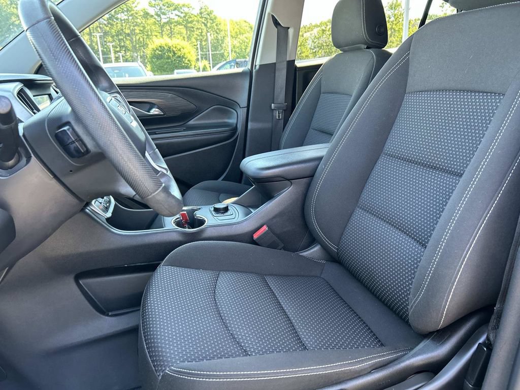 Used 2024 GMC Terrain SLE FWD image 26