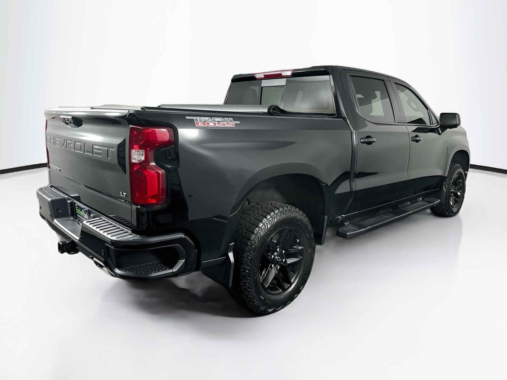 Used 2024 Chevrolet Silverado 1500 LT Trail Boss w/ Convenience Package II AWD/4WD image 9
