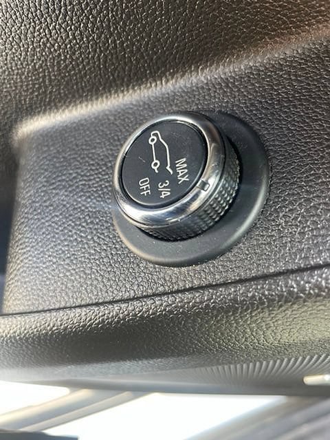Used 2021 Chevrolet Traverse LT w/ LT Premium Package FWD image 8