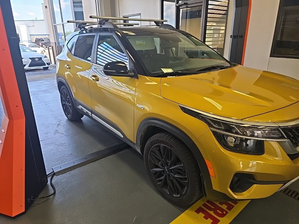 Used 2023 Kia Seltos Nightfall Edition AWD/4WD image 1