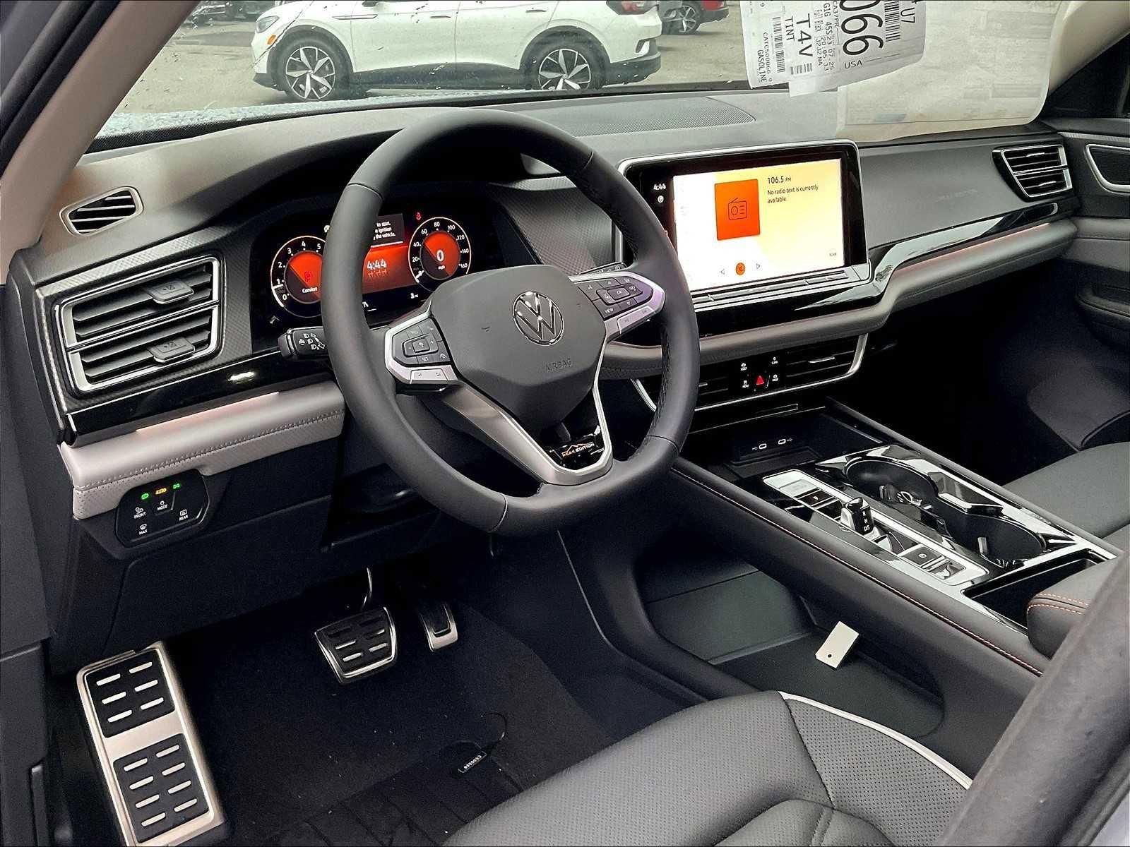 New 2026 Volkswagen Atlas Peak Edition AWD/4WD image 9