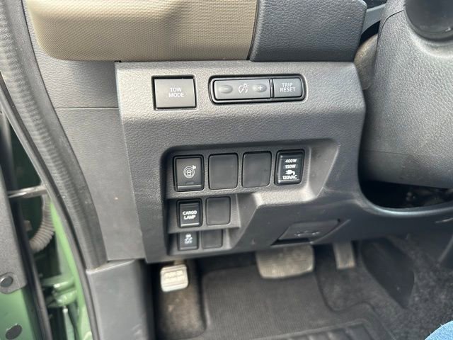 Used 2022 Nissan Frontier SV image 22