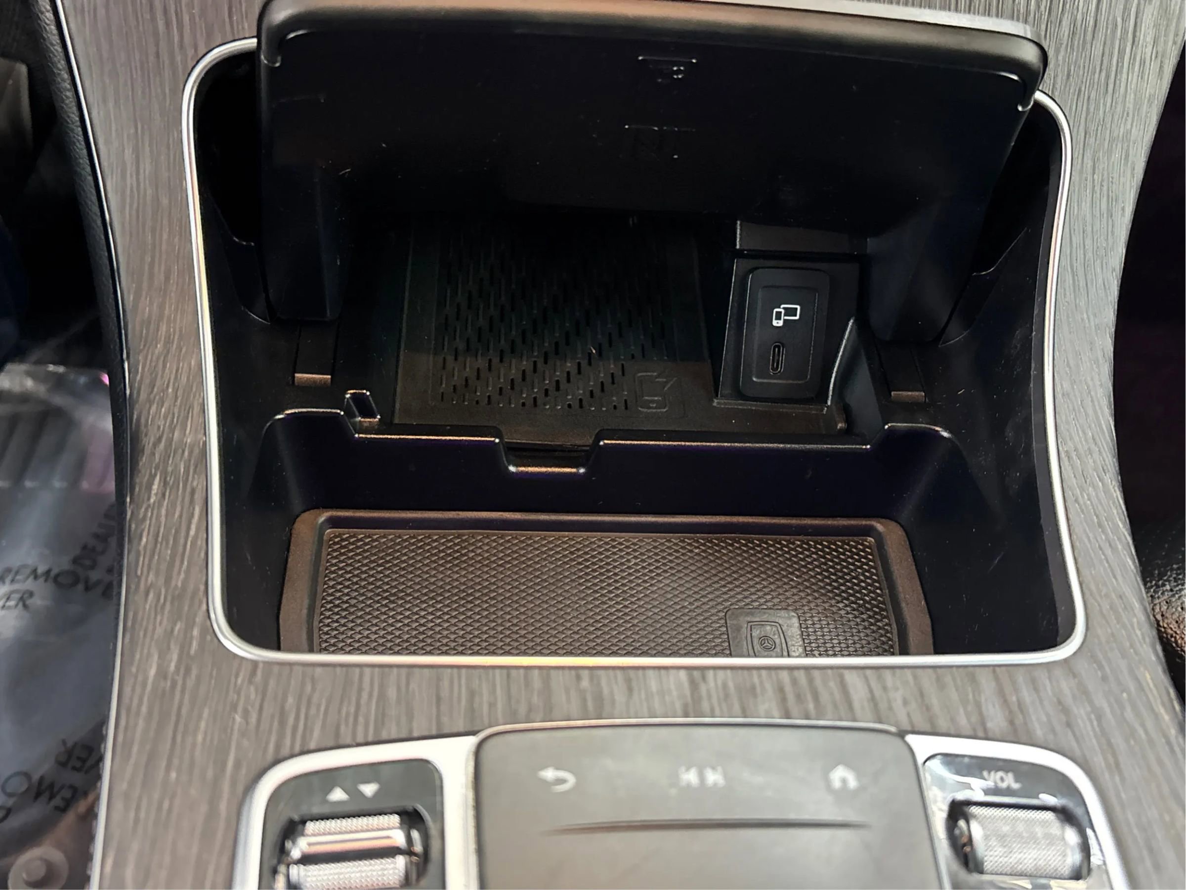 Used 2020 Mercedes-Benz GLC 300 4MATIC image 22