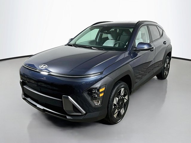Used 2024 Hyundai Kona SEL AWD/4WD image 3