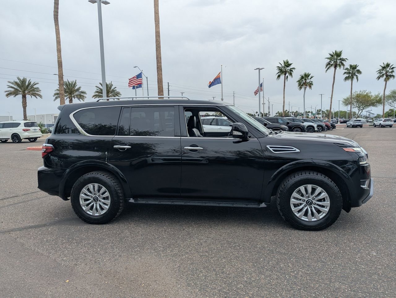Used 2024 Nissan Armada SV RWD image 7