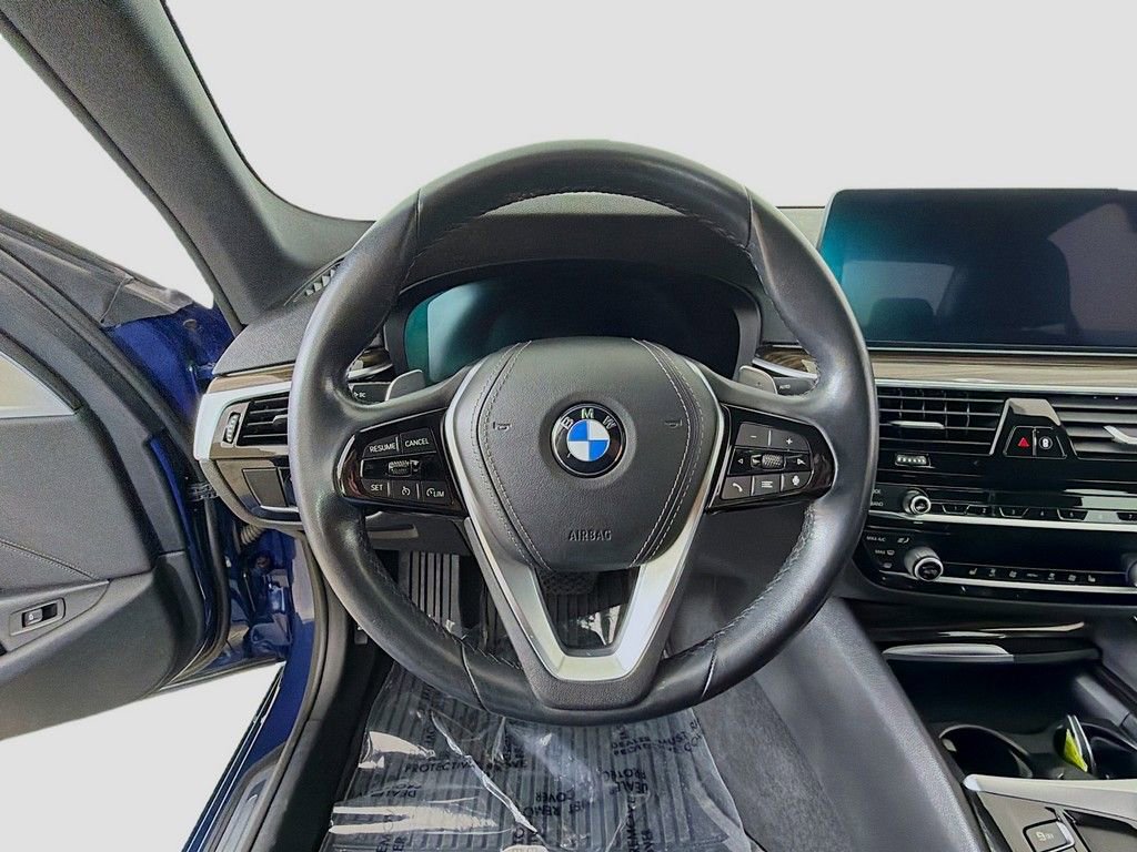 Used 2022 BMW 530i xDrive w/ Premium Package image 33